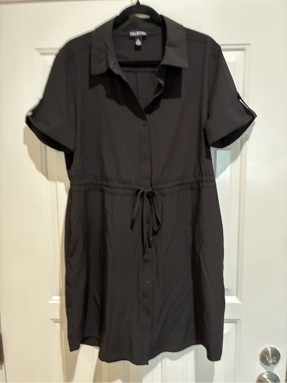 Halston Short Sleeve black Shirt Dress